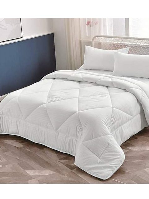 6*6 White Stripped Binded Duvet